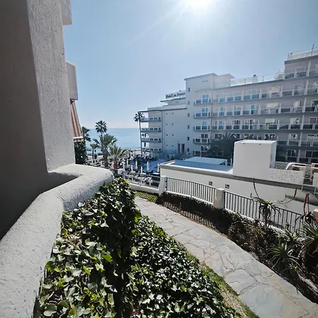 El Estudio De La Playa Benalbeach Vistas Al Mar Benalmádena